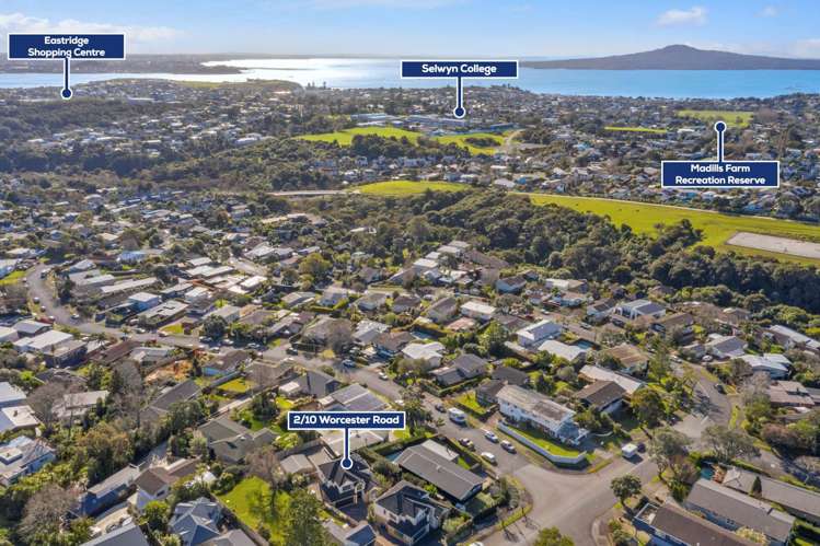 2/10 Worcester Road Meadowbank_25