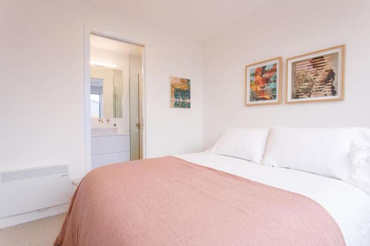 2 Fenton Avenue Wanaka_19