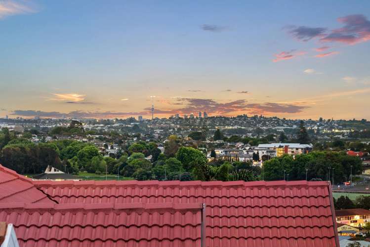 35 McCahill Views Botany Downs_36