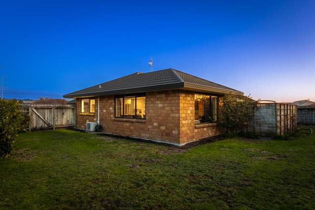 33 Consort Close Paraparaumu Beach_2