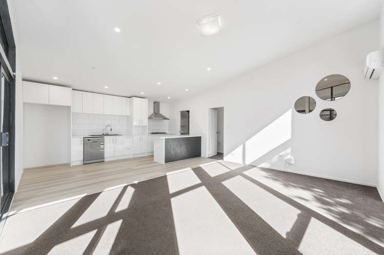19B Stillwater Crescent_3