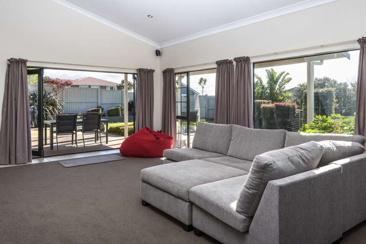 66a Bradbury Road Botany Downs_2