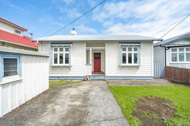 37 Plunket Avenue Petone_1