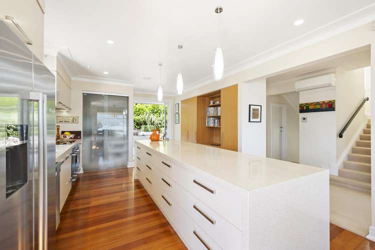 90 Oriental Parade Oriental Bay_4