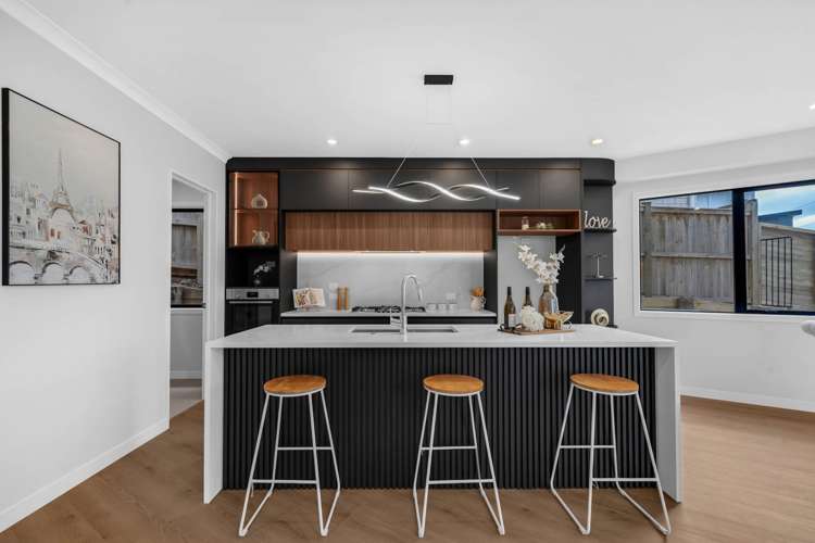 76b Koromeke Street Flat Bush_13