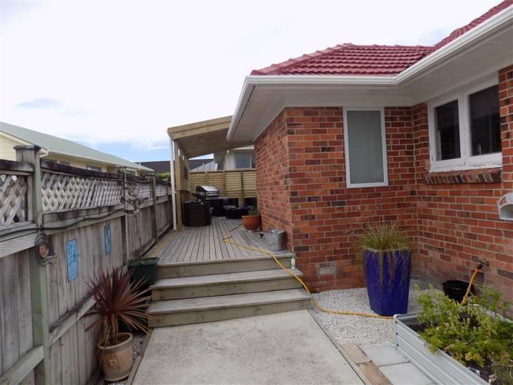 7 Chilcott Road Henderson_18