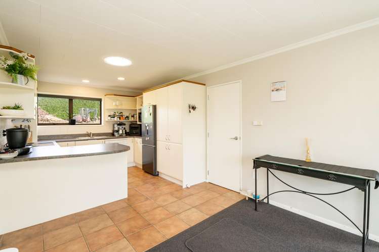 73 Flora Road East_5