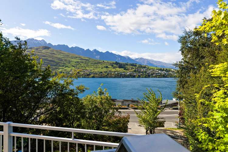 6 Andrews Road Queenstown_1