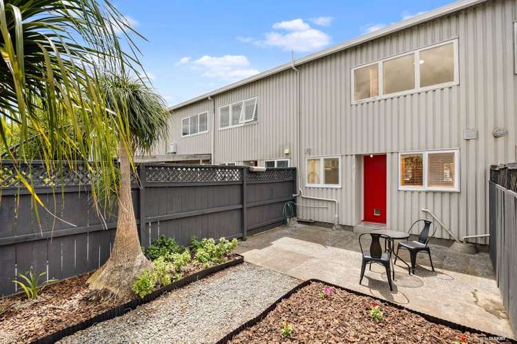 11/22 Spring Street Onehunga_11