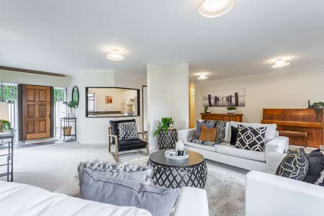 4A Sutherland Avenue Silverstream_1