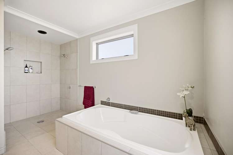 18 Heathglen Avenue Parklands_12