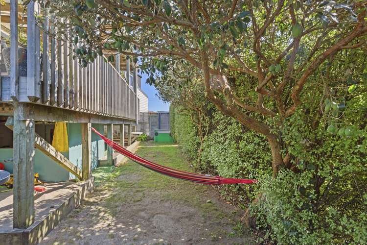 33 Manukau Road Raglan_38