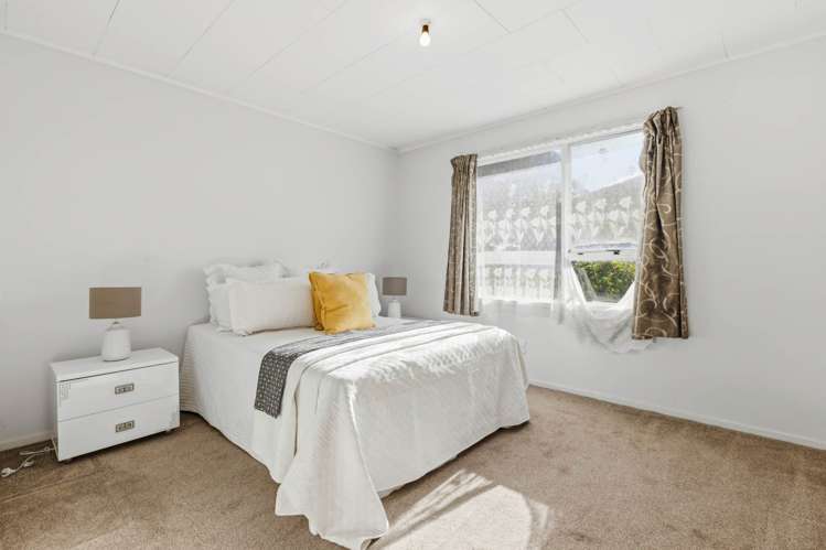 444 Roscommon Road Manurewa_11