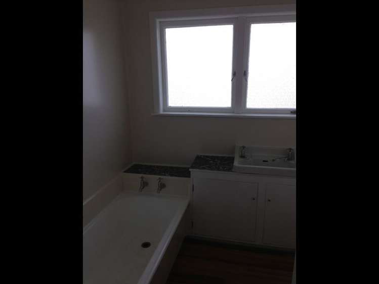 18 Tawa Crescent Manurewa_2