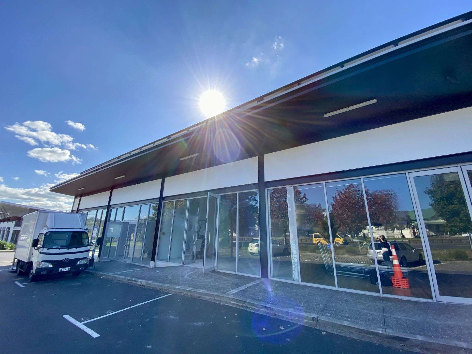 Retail 2/198 - 200 Dairy Flat Highway Albany_0