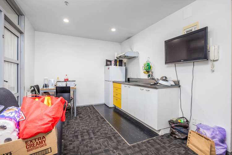 807/138 Anzac Avenue_5