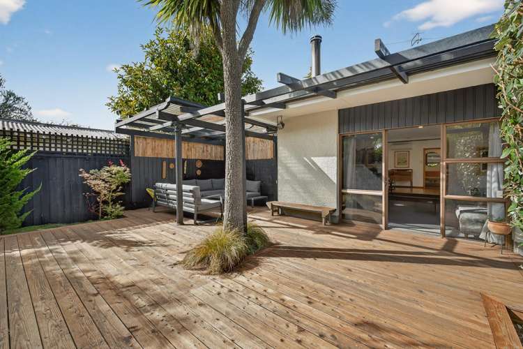 594 Harewood Road Harewood_33