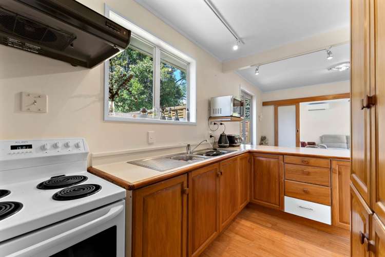 46 Castleton Street Birkdale_9