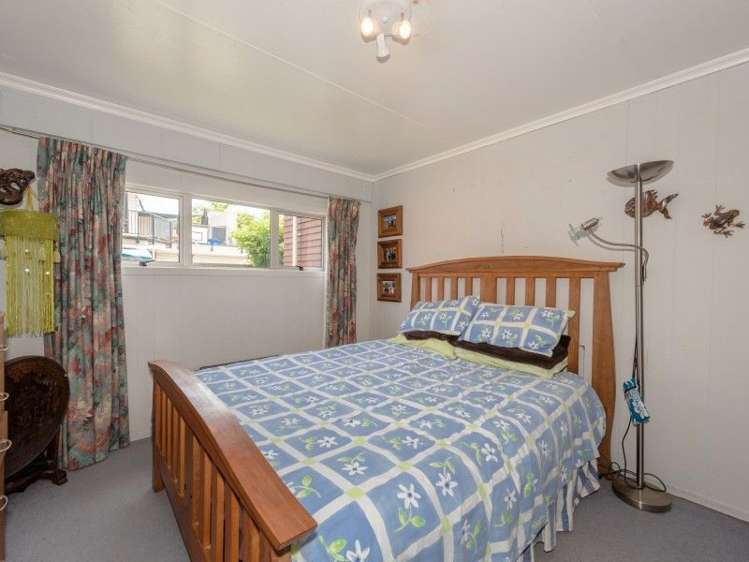 34 Clements Crescent Queenwood_13