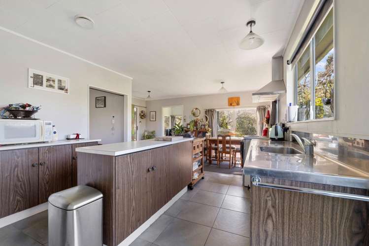 3 Armstrong Avenue Waitara_9