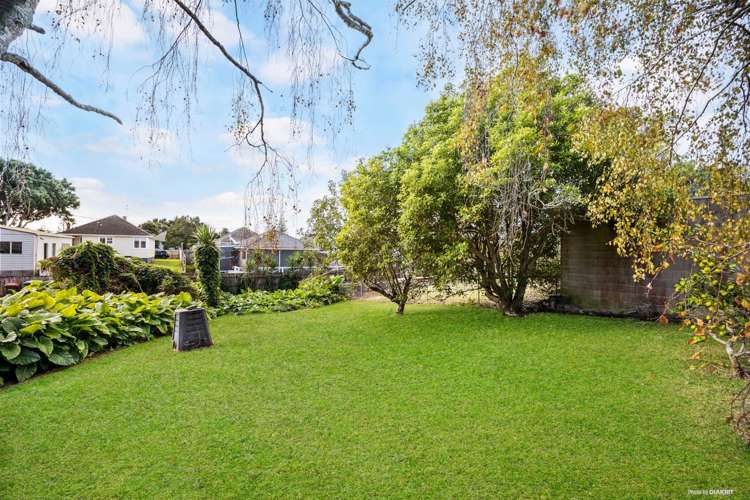 54 Kings Road Panmure_17