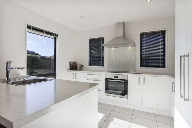 7 Sequoia Way Rangiora_1