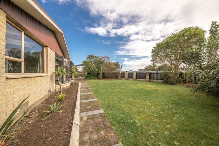25 Ngahue Crescent Carters Beach_24