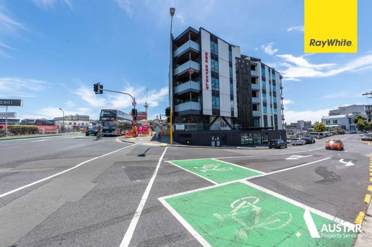 501/1 Enfield Street Mount Eden_11