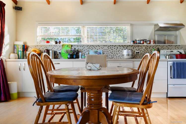 22 James Evans Drive Northcote_19