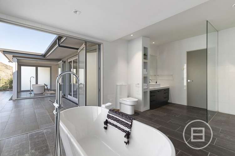 8 Kahiwi Drive Lower Shotover_18