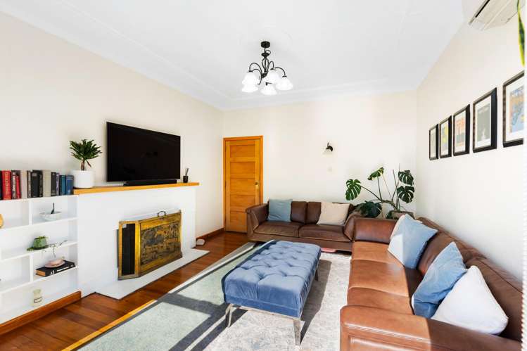 6 Dolbel Street Taradale_4