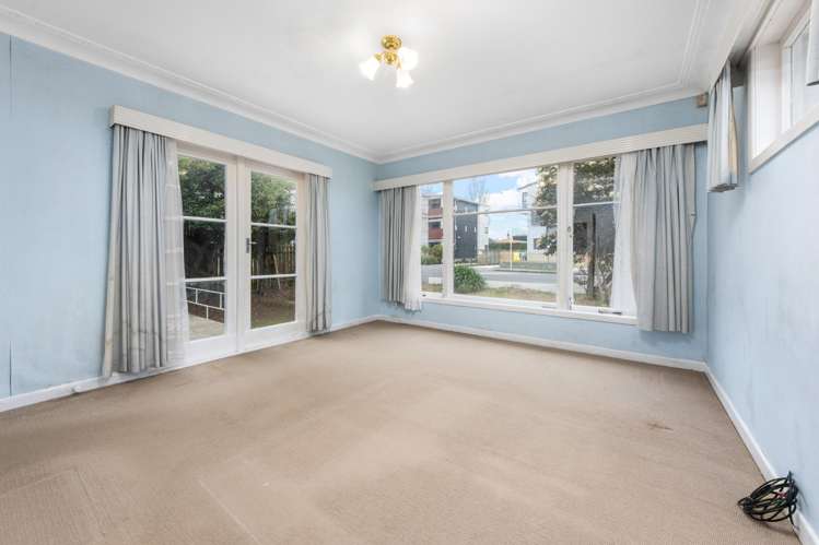 1137 New North Road Mount Albert_13