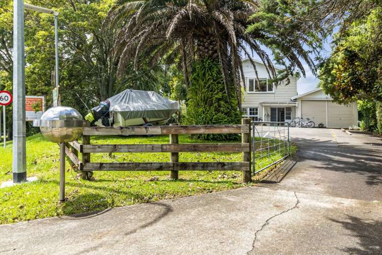 2157 East Coast Road Stillwater_5