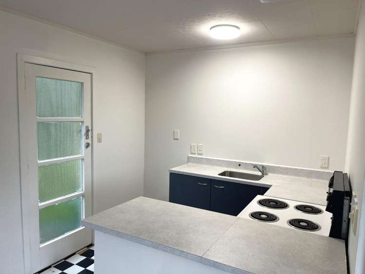 2 Boler Place New Lynn_18