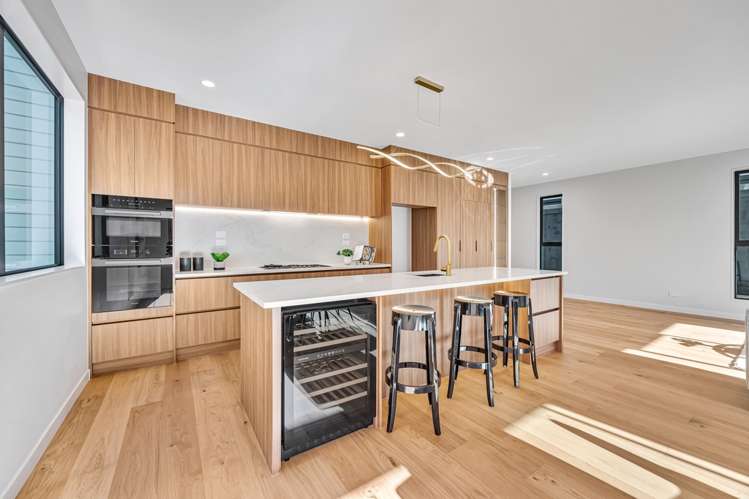 14 Pakirikiri Street Long Bay_26