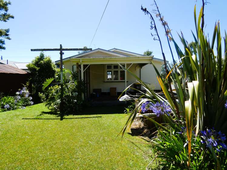 16 Mcgill Street Waimangaroa_19