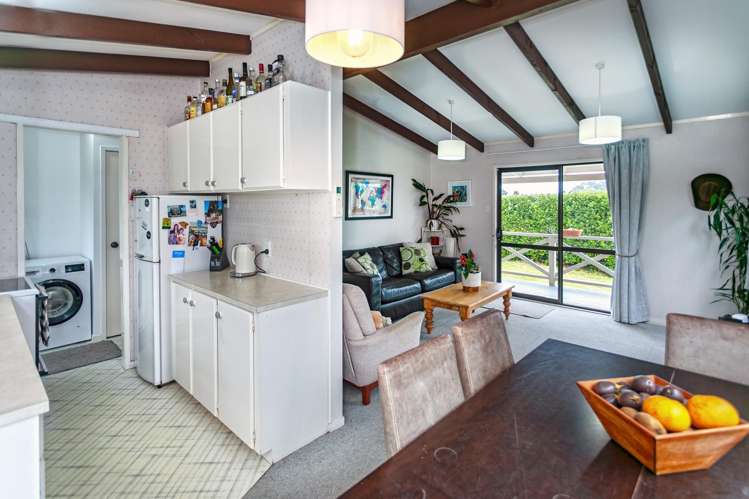 311 Main Road Tairua_10