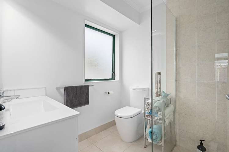 8 Oaklands Drive Cambridge_13