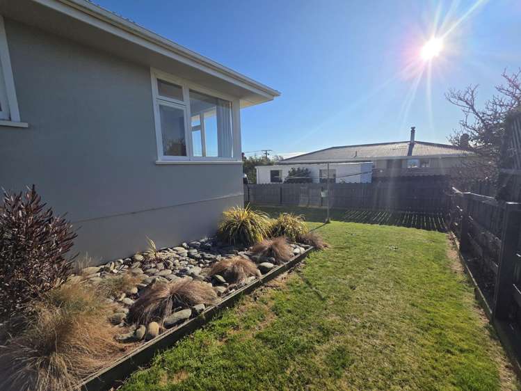 20 Arrow Crescent Holmes Hill_17
