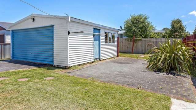 2 Maybelle Place Kelston_2