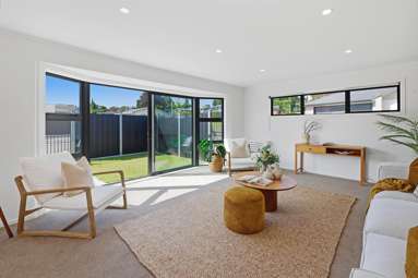 12A Gillam Crescent_3