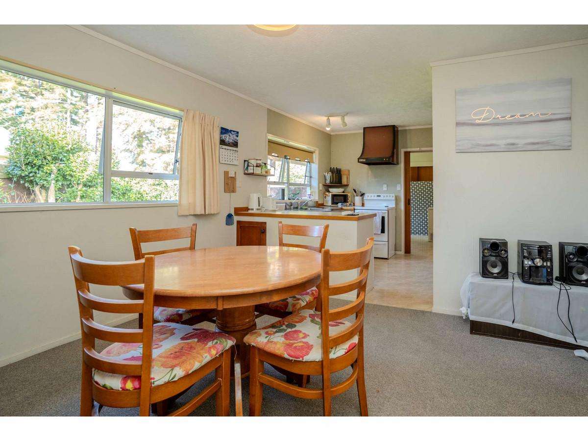 11 Hawkings Crescent_2