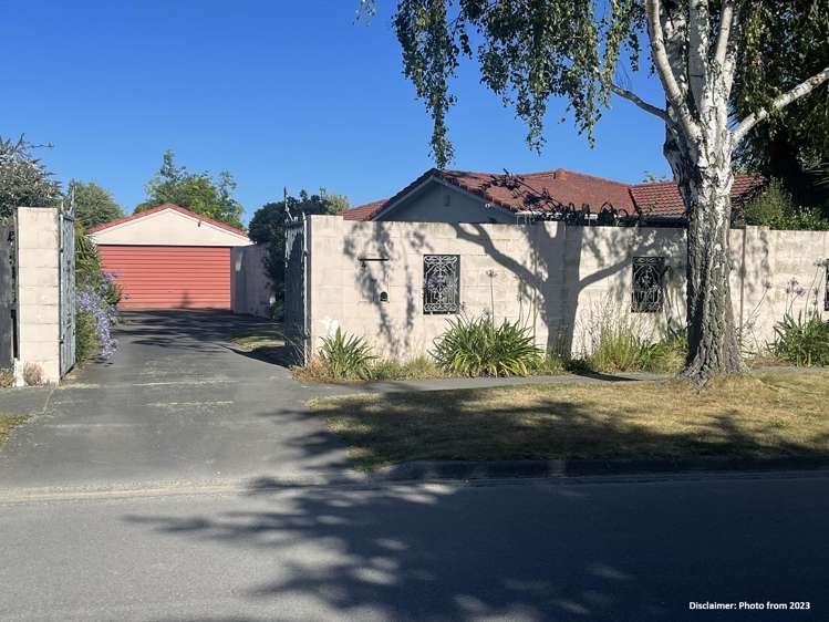 4 Edron Pl Redwood_27