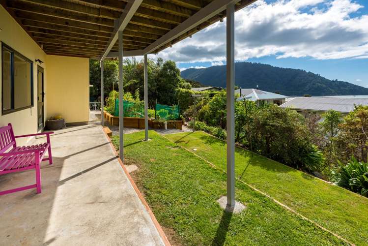 3 Ruataniwha Place Okiwi Bay_16