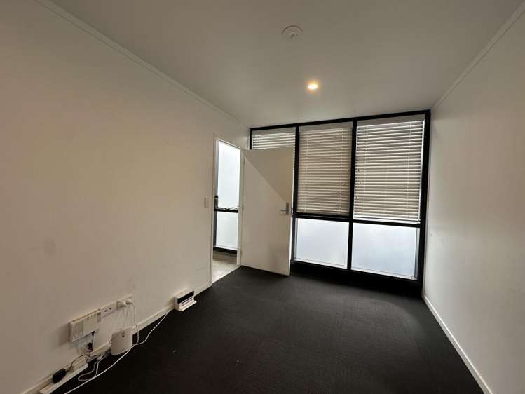 Unit 8, 4 Ashley Place Papamoa_6