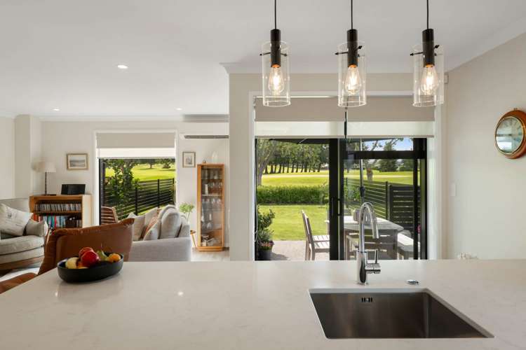 10 Prestwick Lane, RD 2 Katikati_8