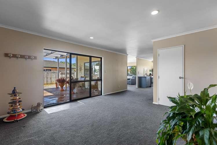 684 Gloucester Road_2