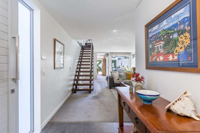 11 Queensway Three Kings_1