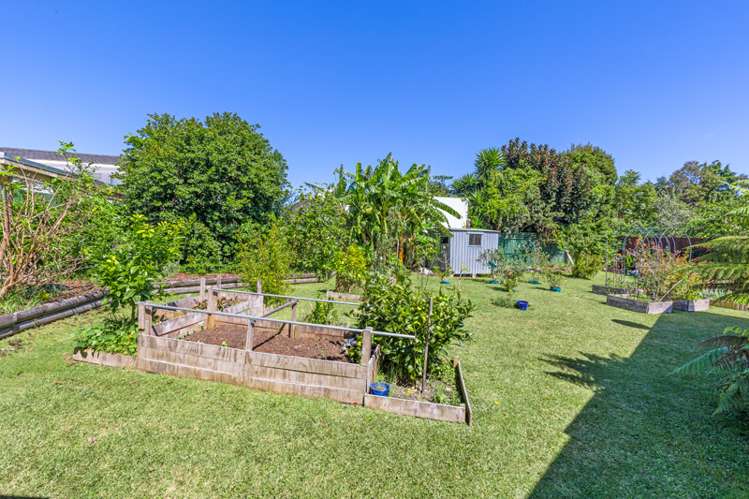 17 Scanlen Terrace Kelston_19