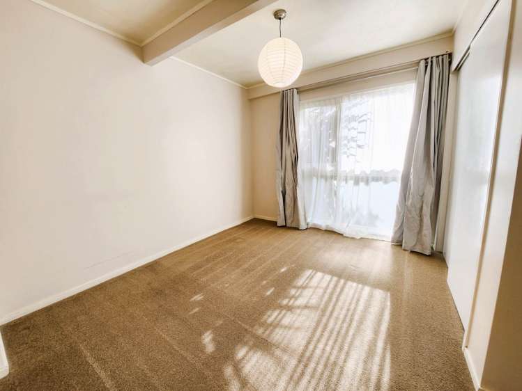 2/1 Corrella Road Belmont_5